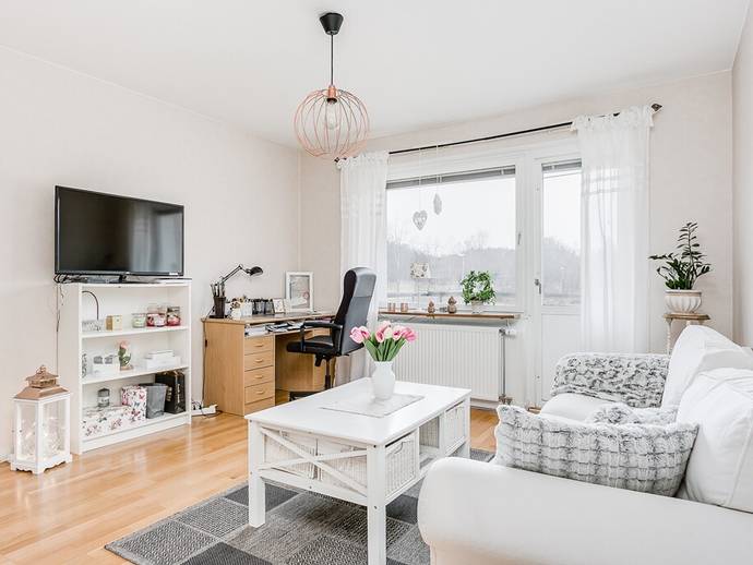 1 rok · 44 m² · Cordvägen 6 B