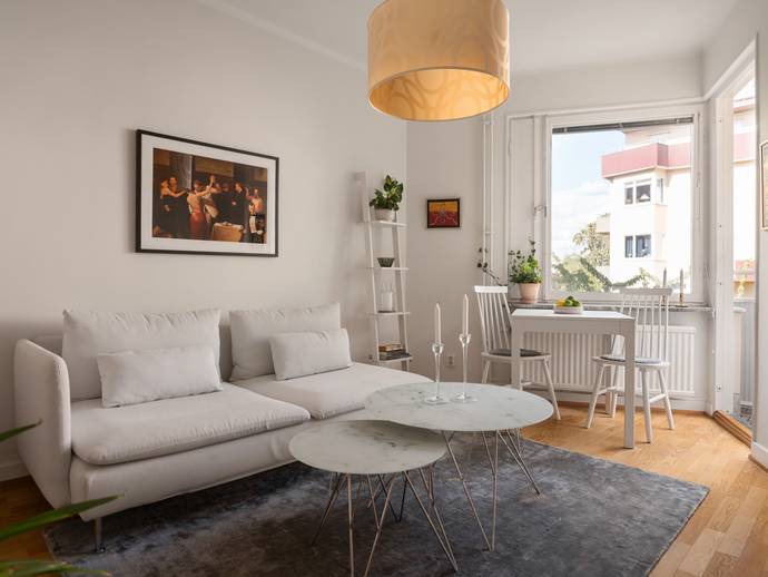 1 rok · 24 m² · Körsbärsvägen 12