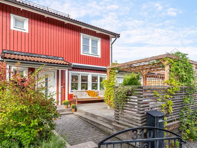 5 rok · 133 m² · Järnåldersringen 310