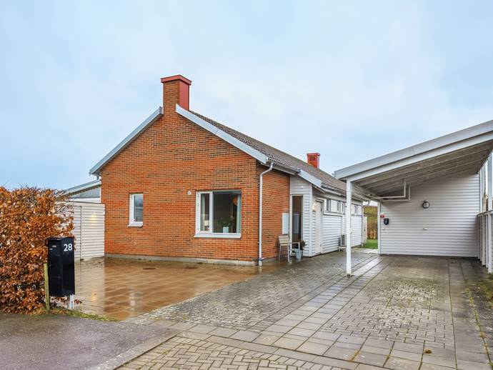 Kalkstensvägen 28 i Hagalid, Staffanstorps kommun villa till salu