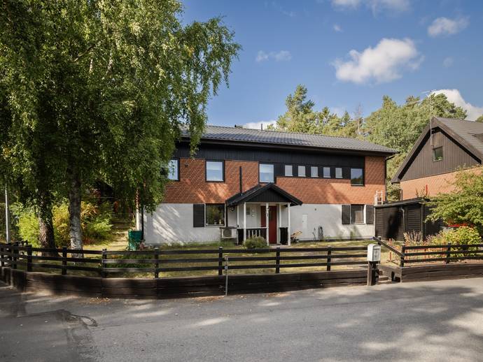 7 rok · 104 m² · Kastanjevägen 1
