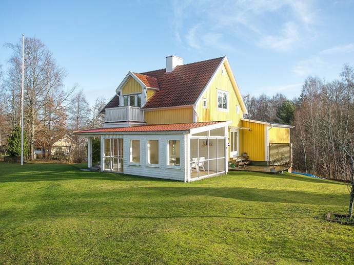 6 rok · 135 m² · Ängsforsvägen 11