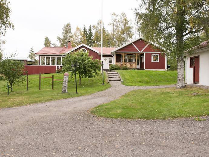 5 rok · 185 m² · Lunnängevägen 1