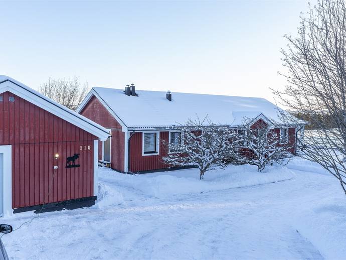 6 rok · 135 m² · Sörviken 316
