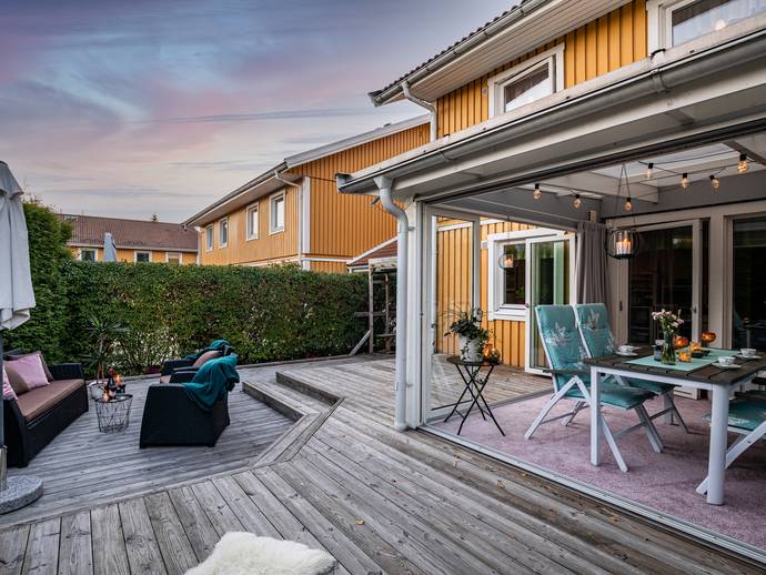 Söderbytorpsgatan 62 i Vendelsö, Haninge kommun - radhus till salu - Hemnet