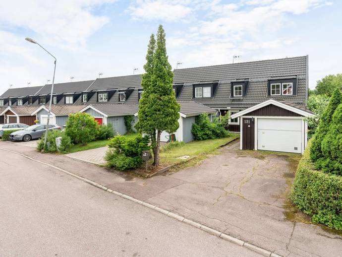 5 rok · 112 m² · Årbyvägen 121