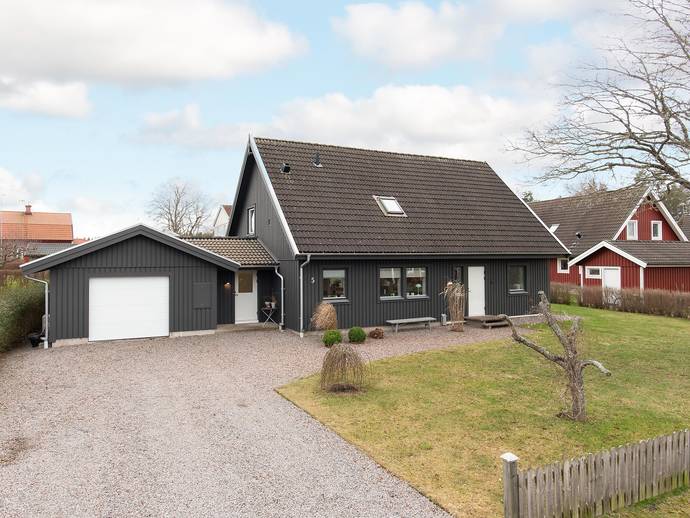 6 rok · 171 m² · Jubyvägen 5