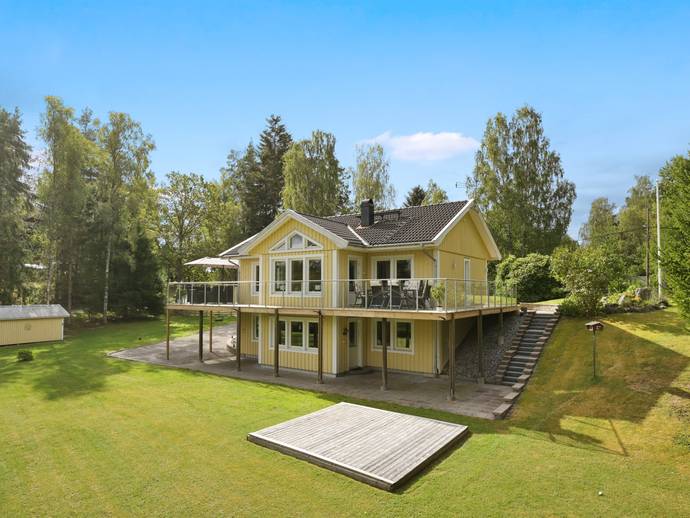 5 rok · 139 m² · Bergsrundan 6