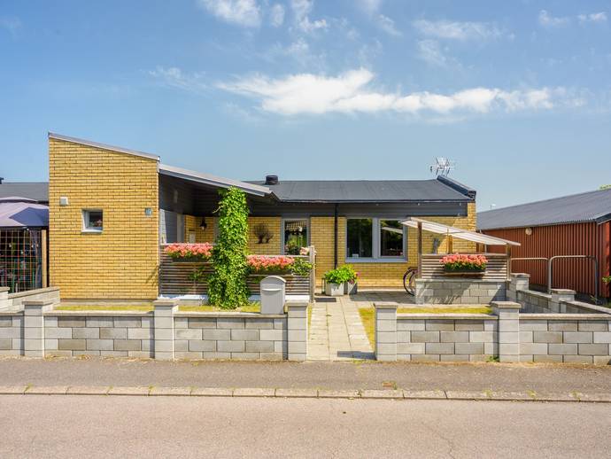 Drottningvägen 2 Såld villa (Äganderätt) Staffanstorp