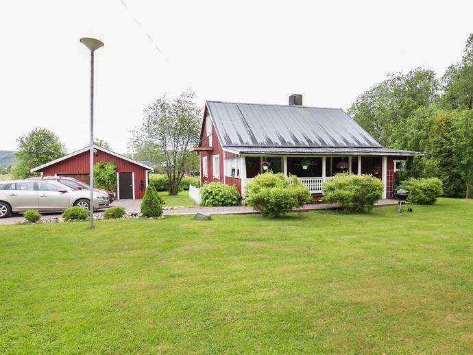 6 rok · 93 m² · Säter 126