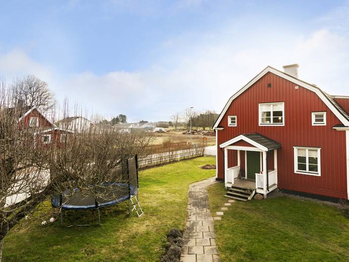 7 rok · 189 m² · Maspelösa Solvik 1
