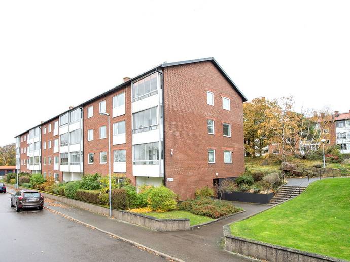 1 rok · 37 m² · Granvägen 5