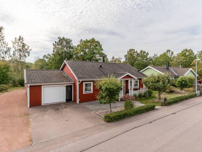 4 rok · 92 m² · Runnövägen 8