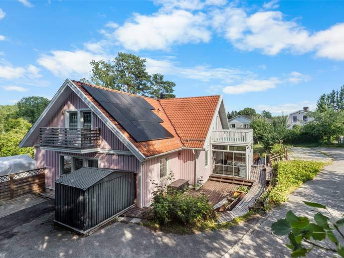 6 rok · 188 m² · Skäcklingevägen 17