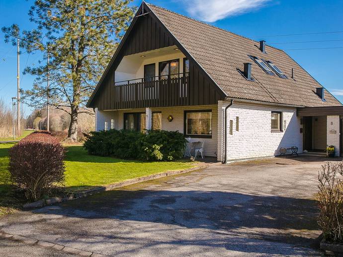 4 rok · 165 m² · Bävervägen 8