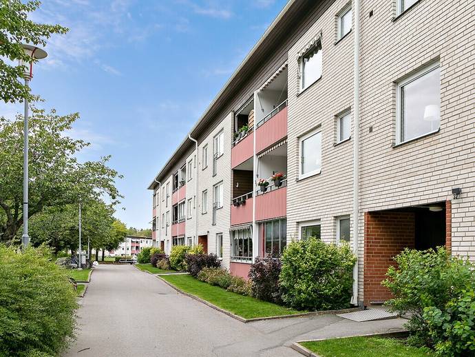 Lägenheter Till Salu Uppsala Blocket Bostäder till salu - Ljuragatan, Norrköpings kommun - Hemnet