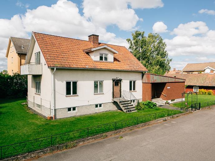 7 rok · 219 m² · Björnbärsvägen 7