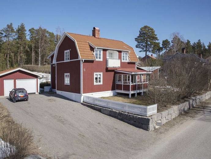 5 rok · 140 m² · Råggärdevägen 5