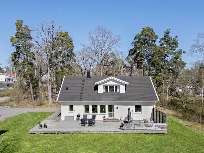 5 rok · 156 m² · Smedsvägen 6