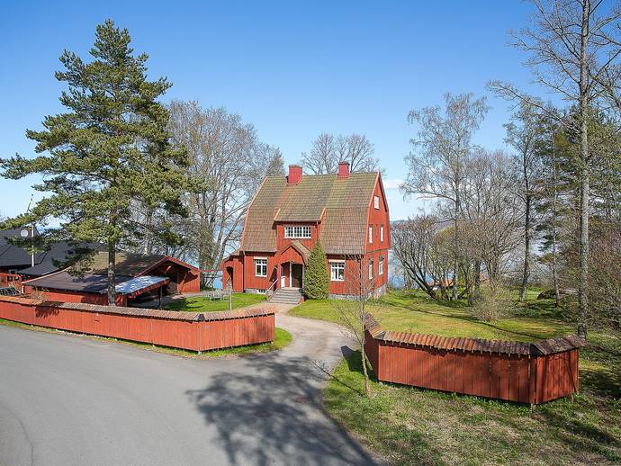 7 rok · 231 m² · Ulfsbostigen 10