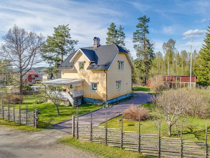 3 rok · 110 m² · Burens Burensvägen 31