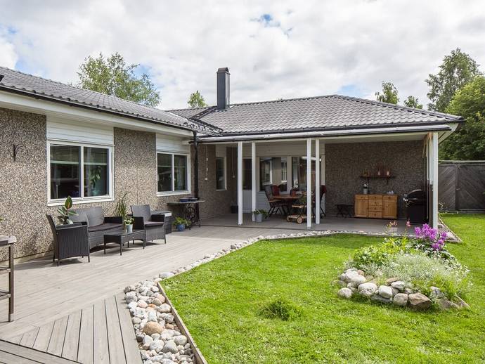 5 rok · 122 m² · Körsbärsvägen 13