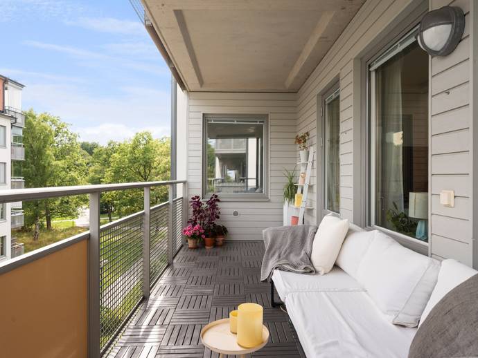 4 rok · 80,5 m² · Stora Kvinns väg 60
