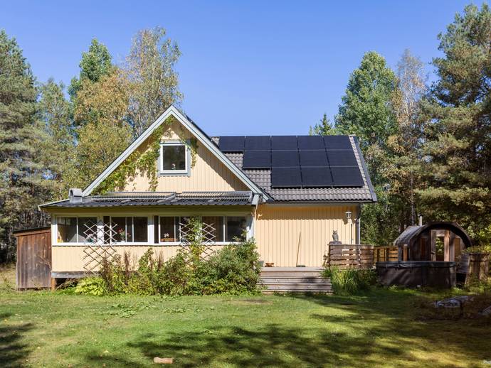 5 rok · 152 m² · Halvslagsvägen 9