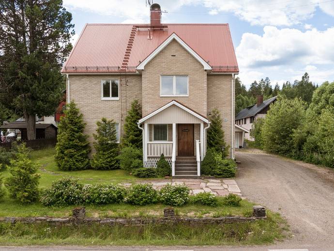 7 rok · 240 m² · Romarheden 169