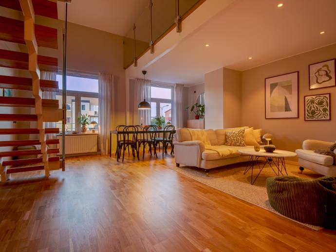 Lägenhet, 3,5 rum, 93 m² i Hagsätra
