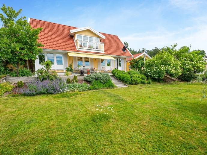 6 rok · 155 m² · Strålsjövägen 23