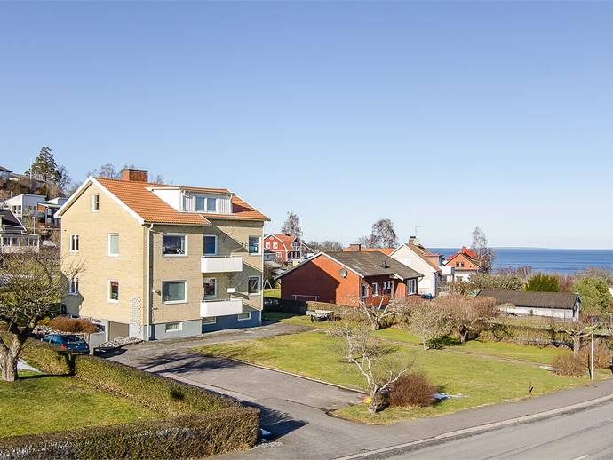 8 rok · 232 m² · Trånghallavägen 13