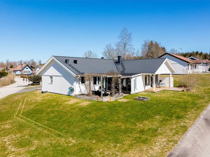 6 rok · 129 m² · Limmarvägen 17