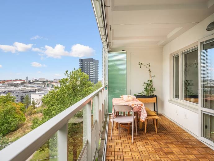 3 rok · 82 m² · Sturehillsvägen 37