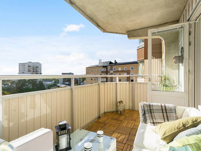 1 rok · 37,7 m² · Kopparvägen 25