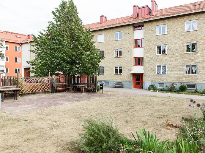 1 rok · 33 m² · Kungsgårdsvägen 30 A