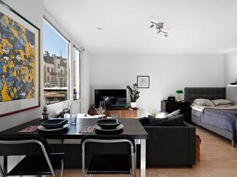 Nya Skeppsbrogatan 1