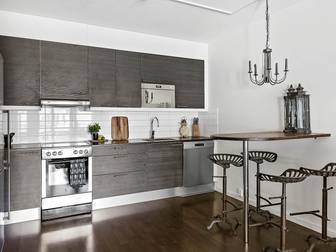 Mor Eleonoras Väg 6