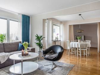 Gustaf Hellströms väg 11