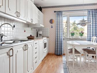 Biblioteksgången 8, 5 tr