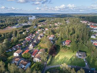 Älmhultsvägen 4, Tomt A (B är såld)