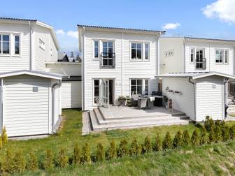 Syster Emmas Väg 17