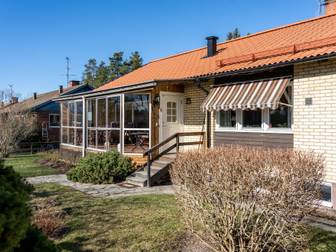 Gripensvärdsvägen 21