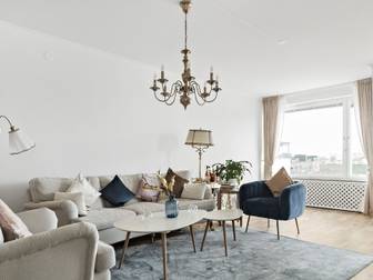 Nybodagatan 5, Vån 8