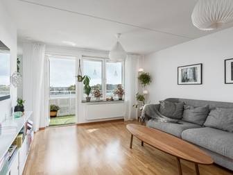 Råcksta gårdsväg 23