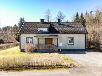 Västra Kyrkvägen 3