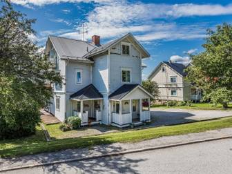 Västra Kungsvägen 31