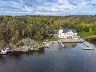 Björksala Gårdsväg 6