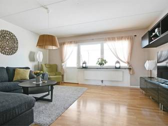 Tomtbergavägen 345, 1tr