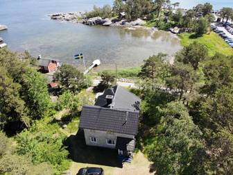 Lotshamnsvägen  1-3